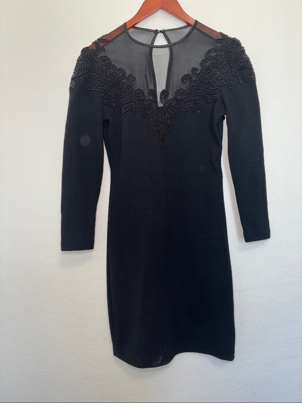 Carmen Marc Valvo Dress Black Beaded BodyCon Dress Wool Floral Applique Size M - Picture 5 of 9